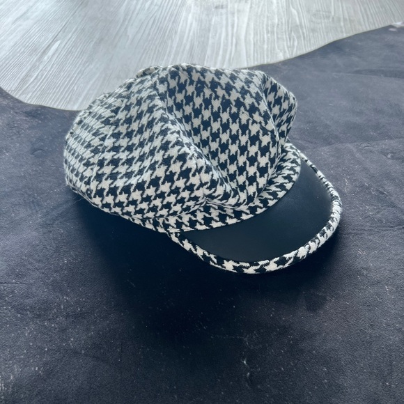 Parisian checkered hat - Picture 1 of 5